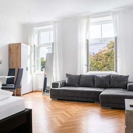 Superb 7Br Shared Apartment- Near Hauptbahnhof فيينا المظهر الخارجي الصورة
