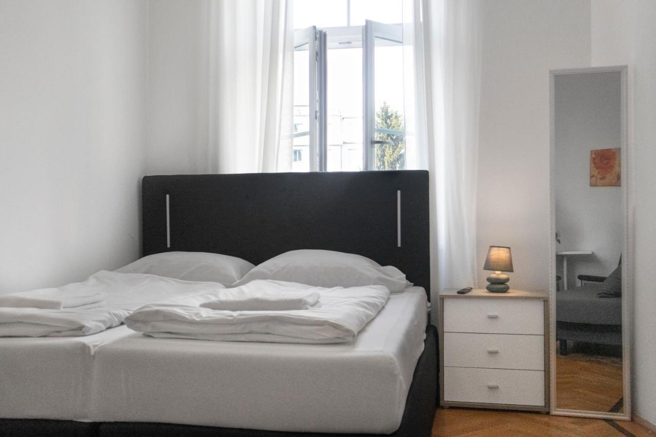 Superb 7Br Shared Apartment- Near Hauptbahnhof فيينا المظهر الخارجي الصورة