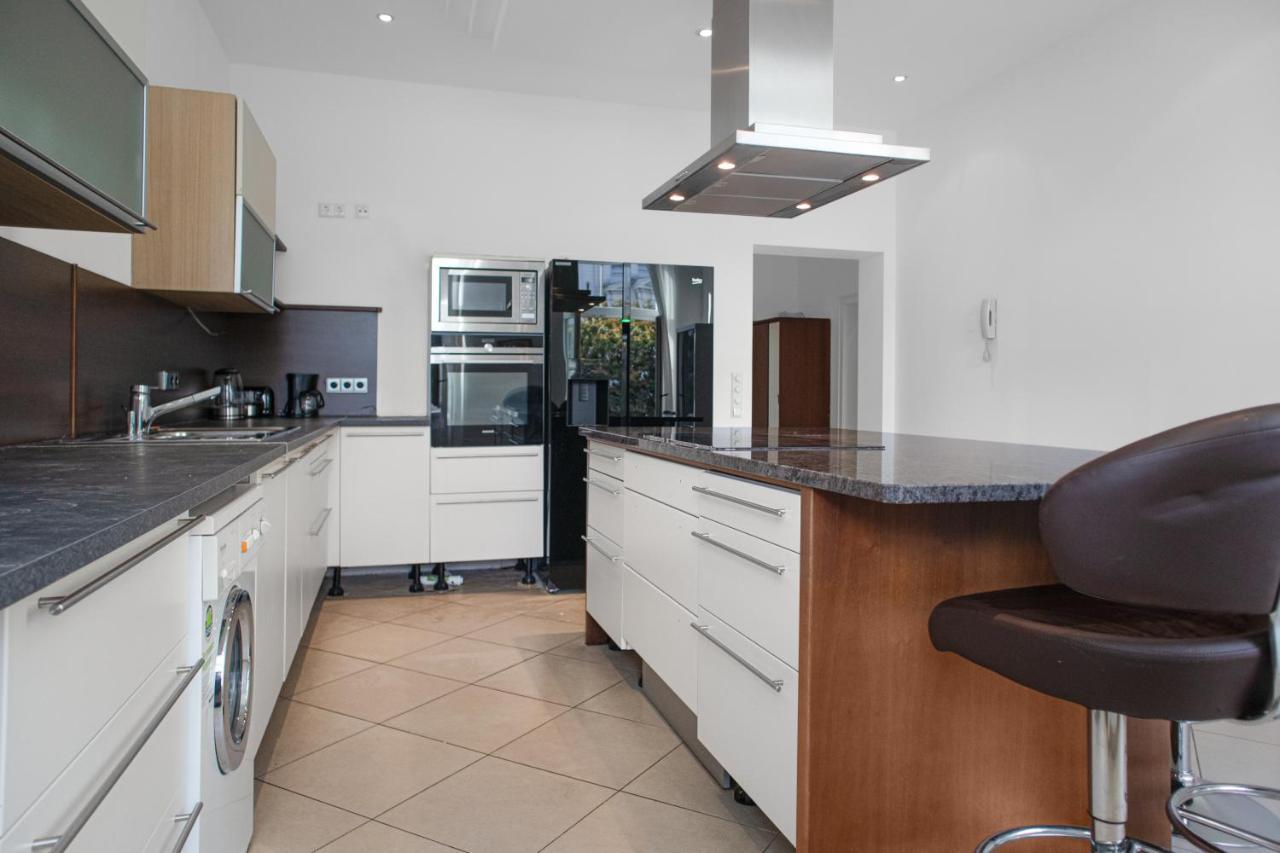 Superb 7Br Shared Apartment- Near Hauptbahnhof فيينا المظهر الخارجي الصورة