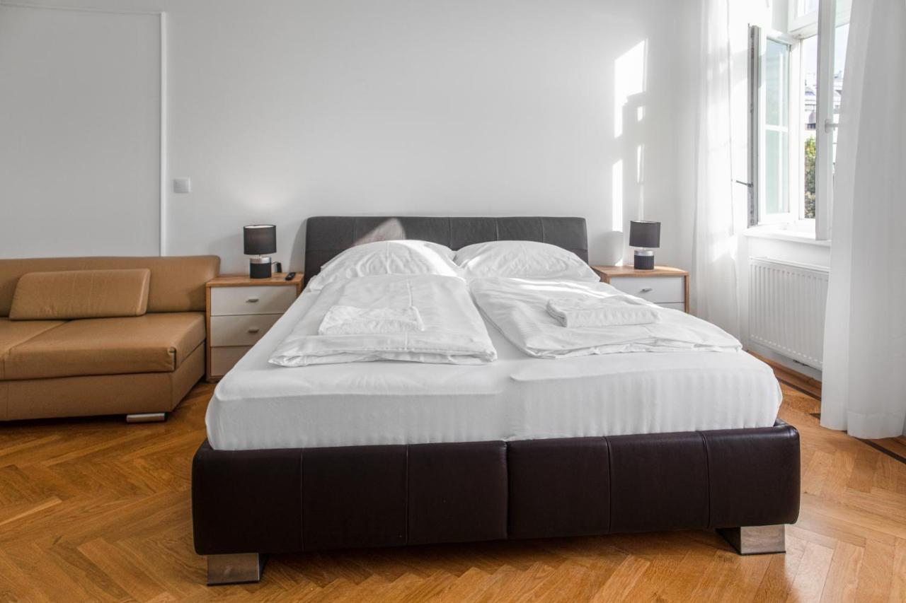 Superb 7Br Shared Apartment- Near Hauptbahnhof فيينا المظهر الخارجي الصورة