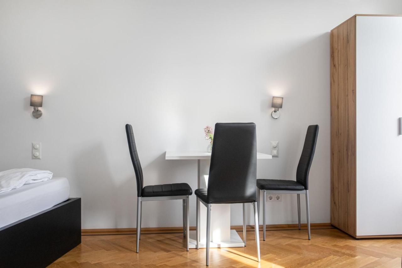 Superb 7Br Shared Apartment- Near Hauptbahnhof فيينا المظهر الخارجي الصورة