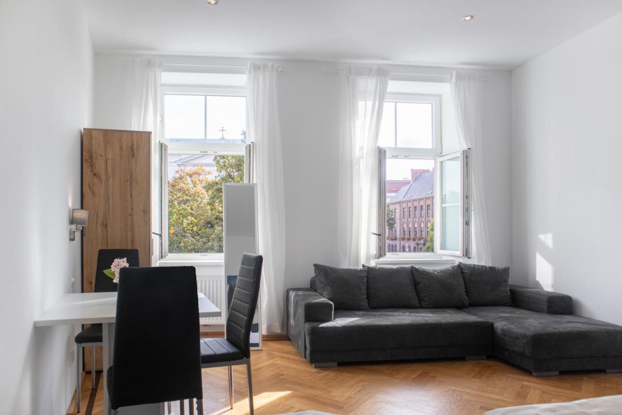 Superb 7Br Shared Apartment- Near Hauptbahnhof فيينا المظهر الخارجي الصورة