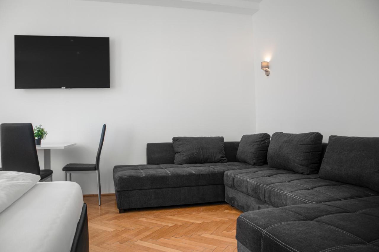 Superb 7Br Shared Apartment- Near Hauptbahnhof فيينا المظهر الخارجي الصورة