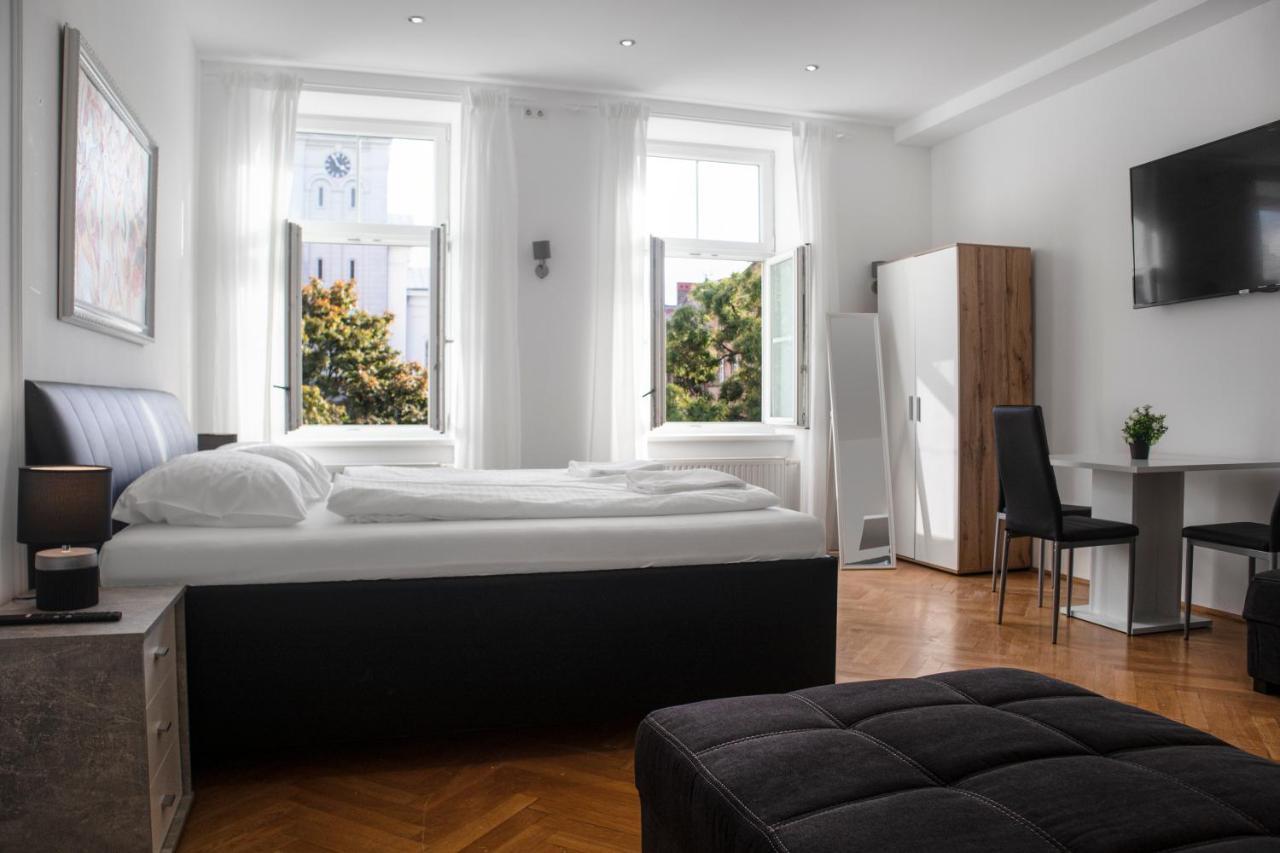 Superb 7Br Shared Apartment- Near Hauptbahnhof فيينا المظهر الخارجي الصورة