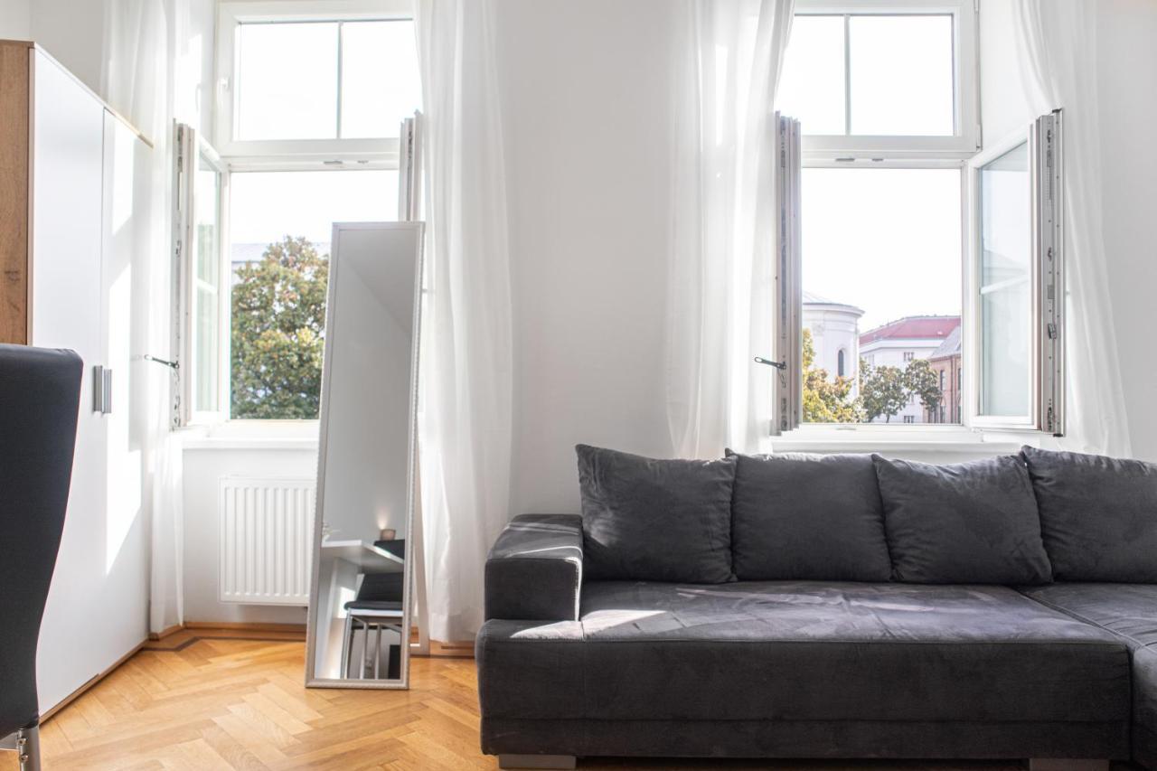 Superb 7Br Shared Apartment- Near Hauptbahnhof فيينا المظهر الخارجي الصورة