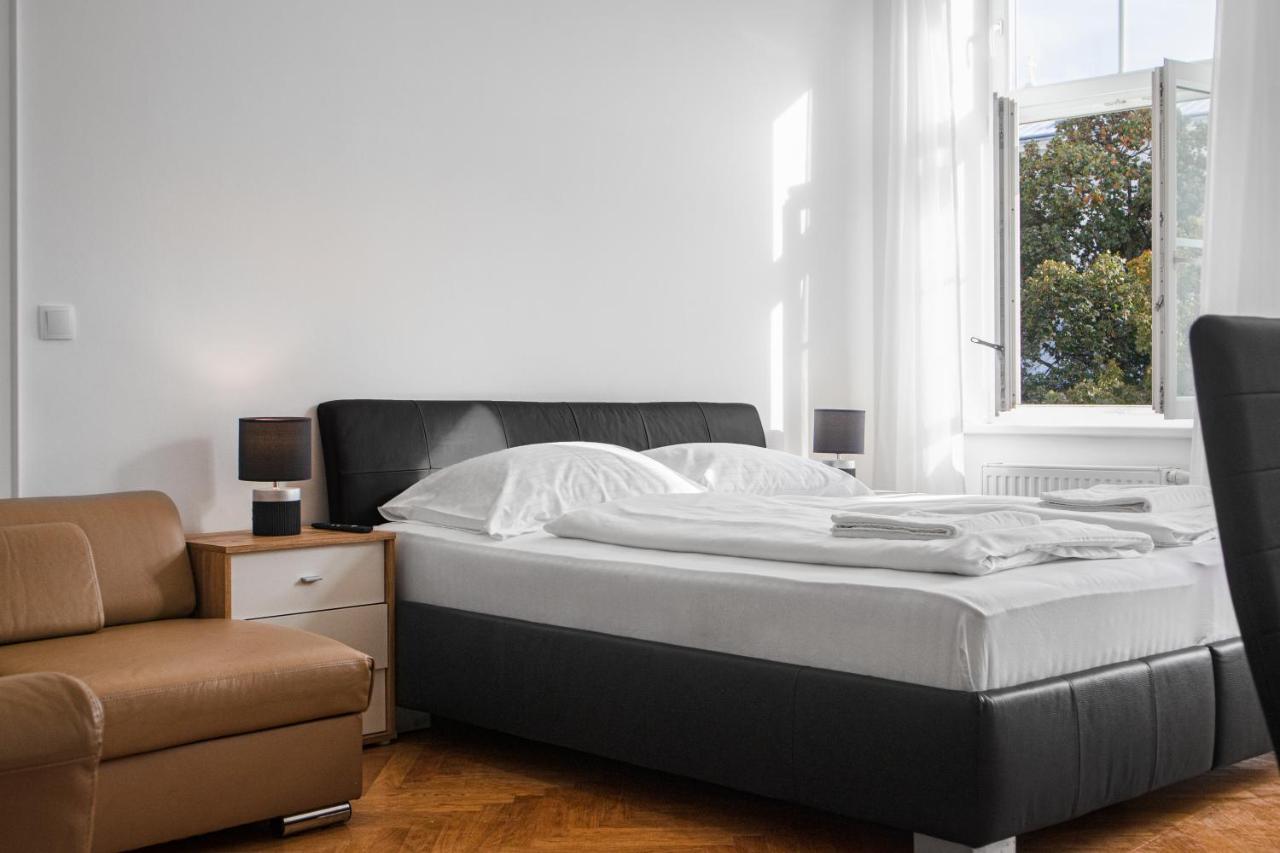 Superb 7Br Shared Apartment- Near Hauptbahnhof فيينا المظهر الخارجي الصورة