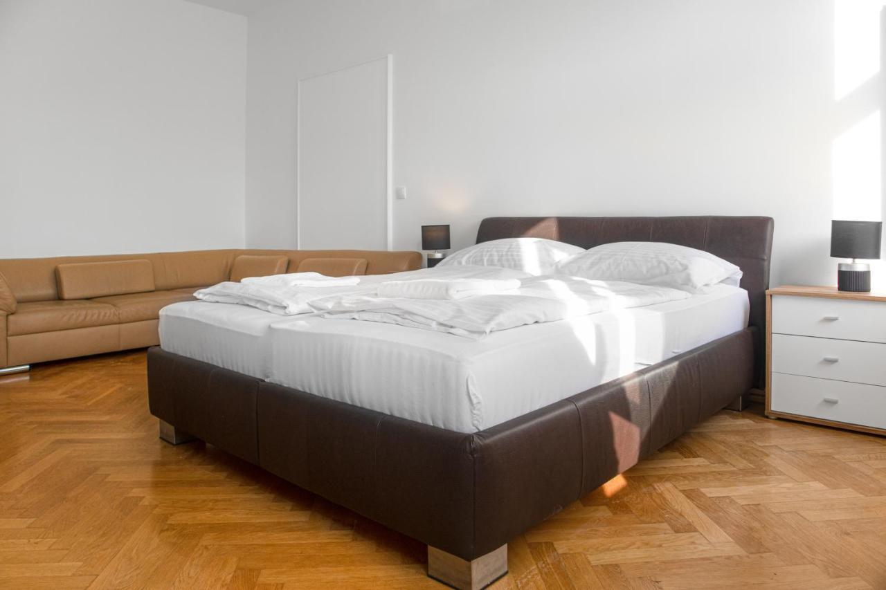 Superb 7Br Shared Apartment- Near Hauptbahnhof فيينا المظهر الخارجي الصورة