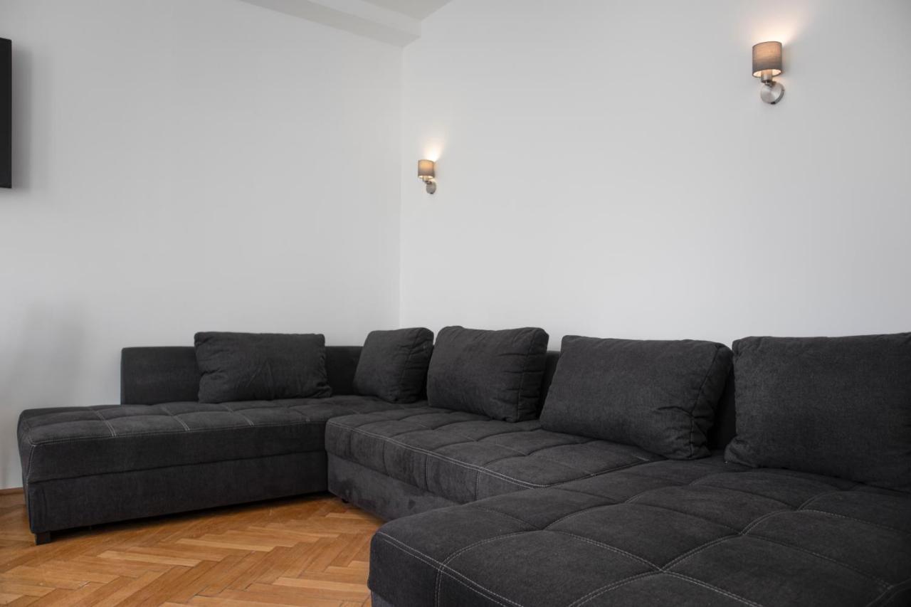 Superb 7Br Shared Apartment- Near Hauptbahnhof فيينا المظهر الخارجي الصورة