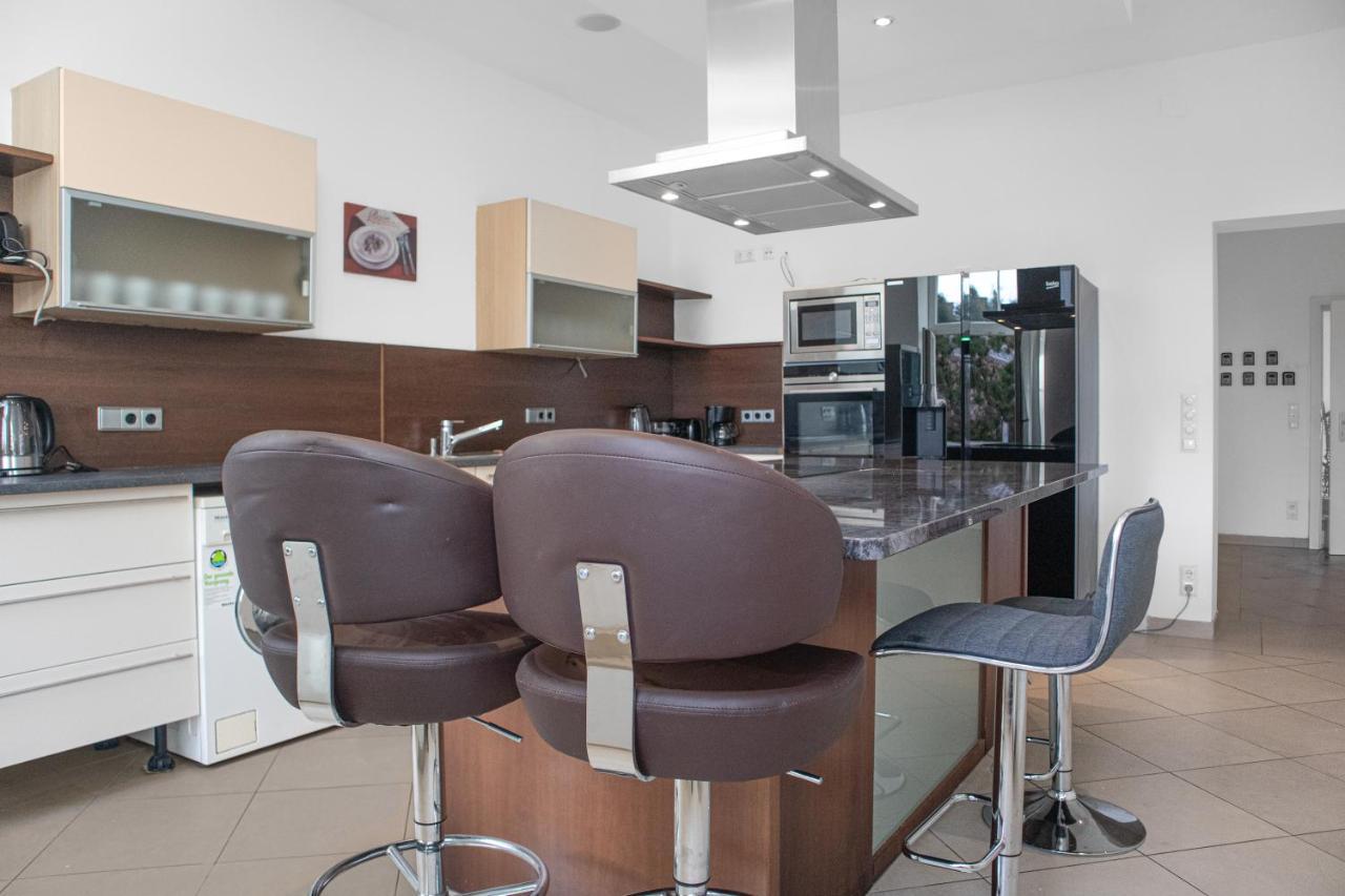 Superb 7Br Shared Apartment- Near Hauptbahnhof فيينا المظهر الخارجي الصورة